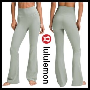Lululemon Groove Super-High-Rise Flared Pant Nulu *Regular Palm Court Size (4)